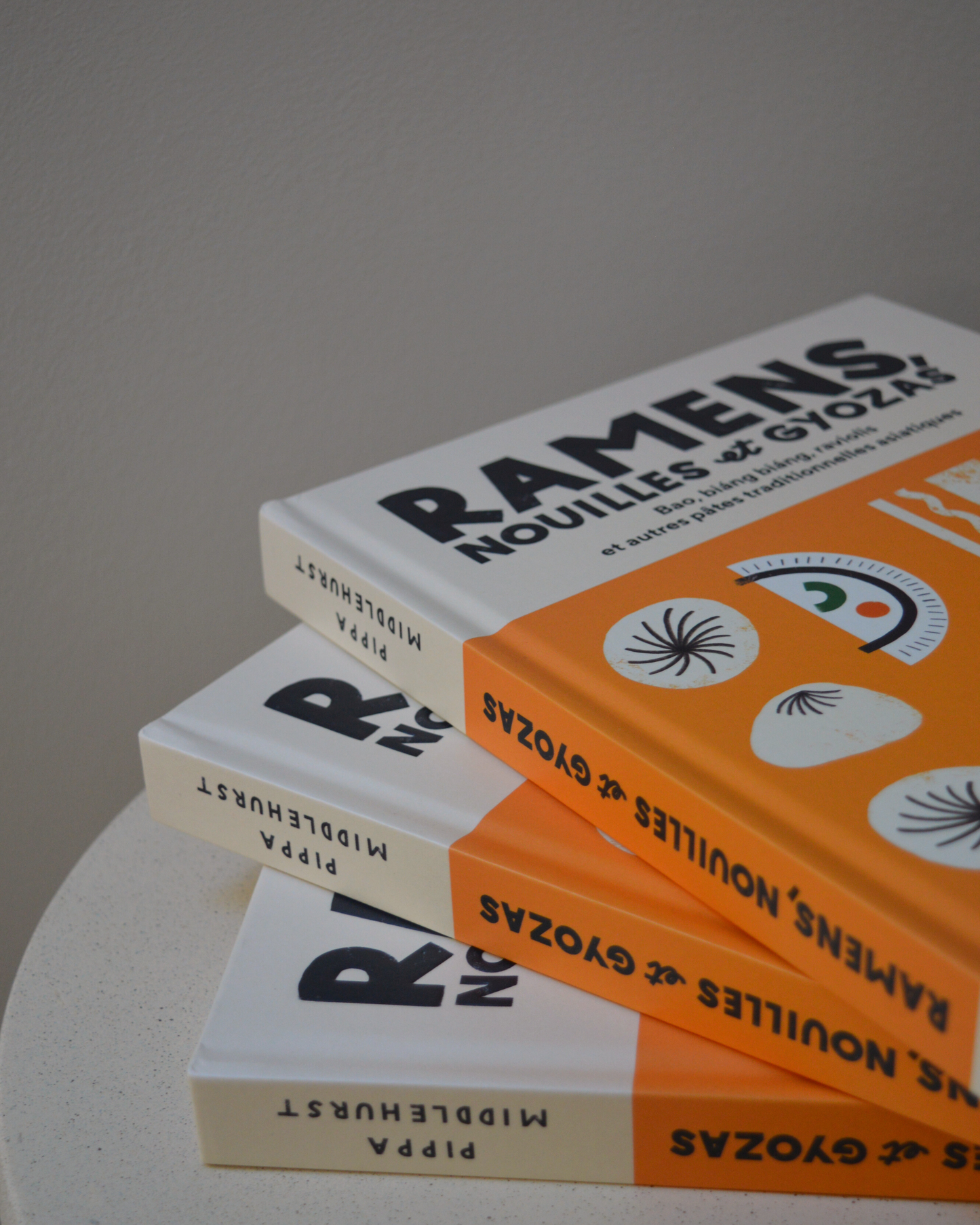 LIVRE DE RECETTES · Ramen, nouilles et gyozas