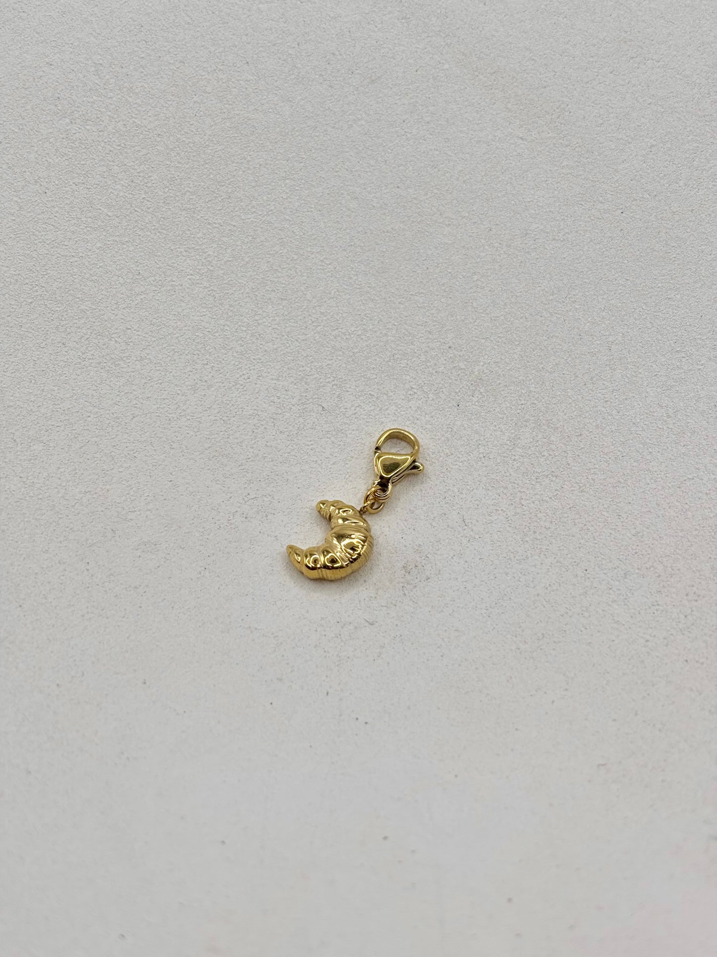 Charm · croissant