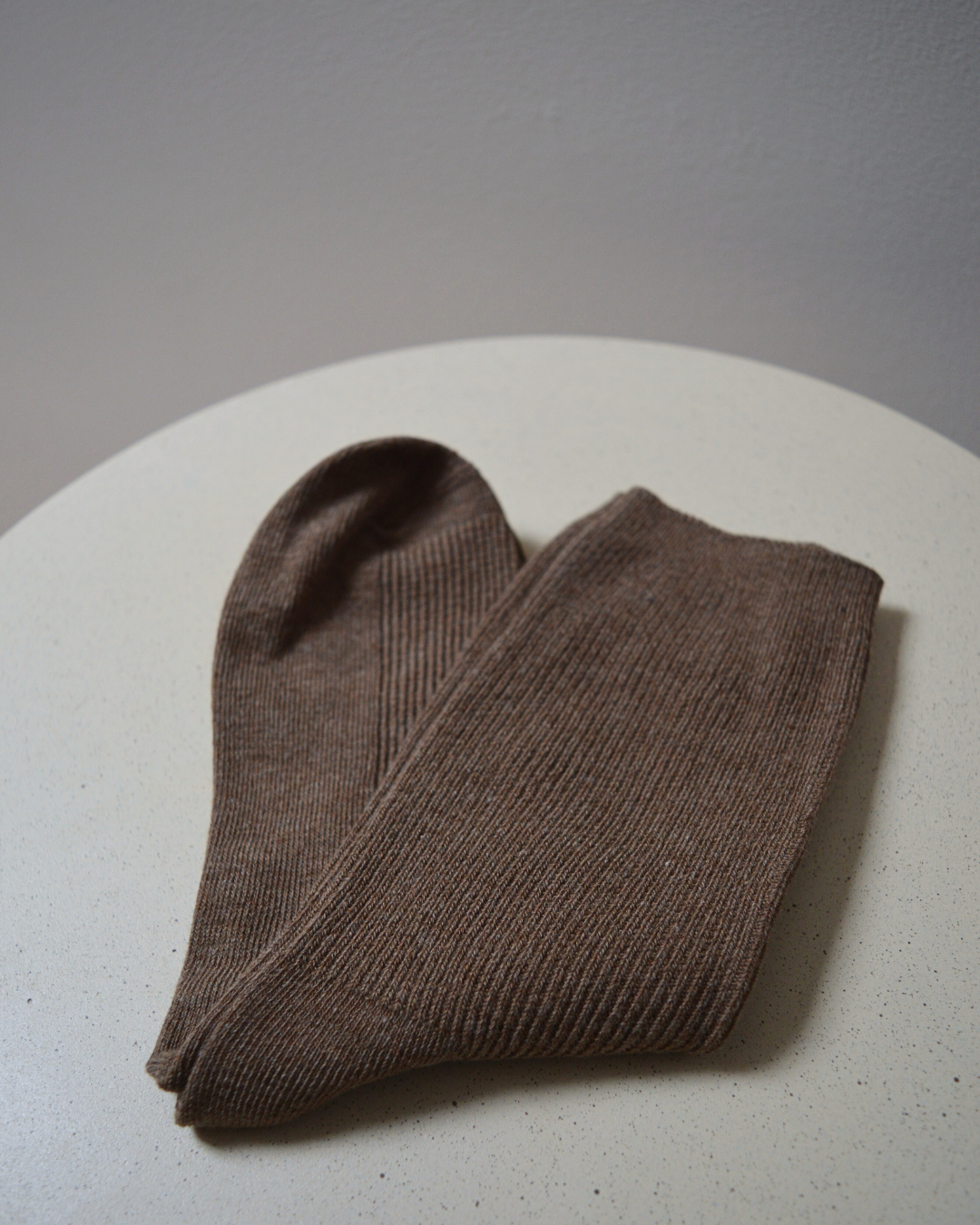 CHAUSSETTES · Brunes côtelées