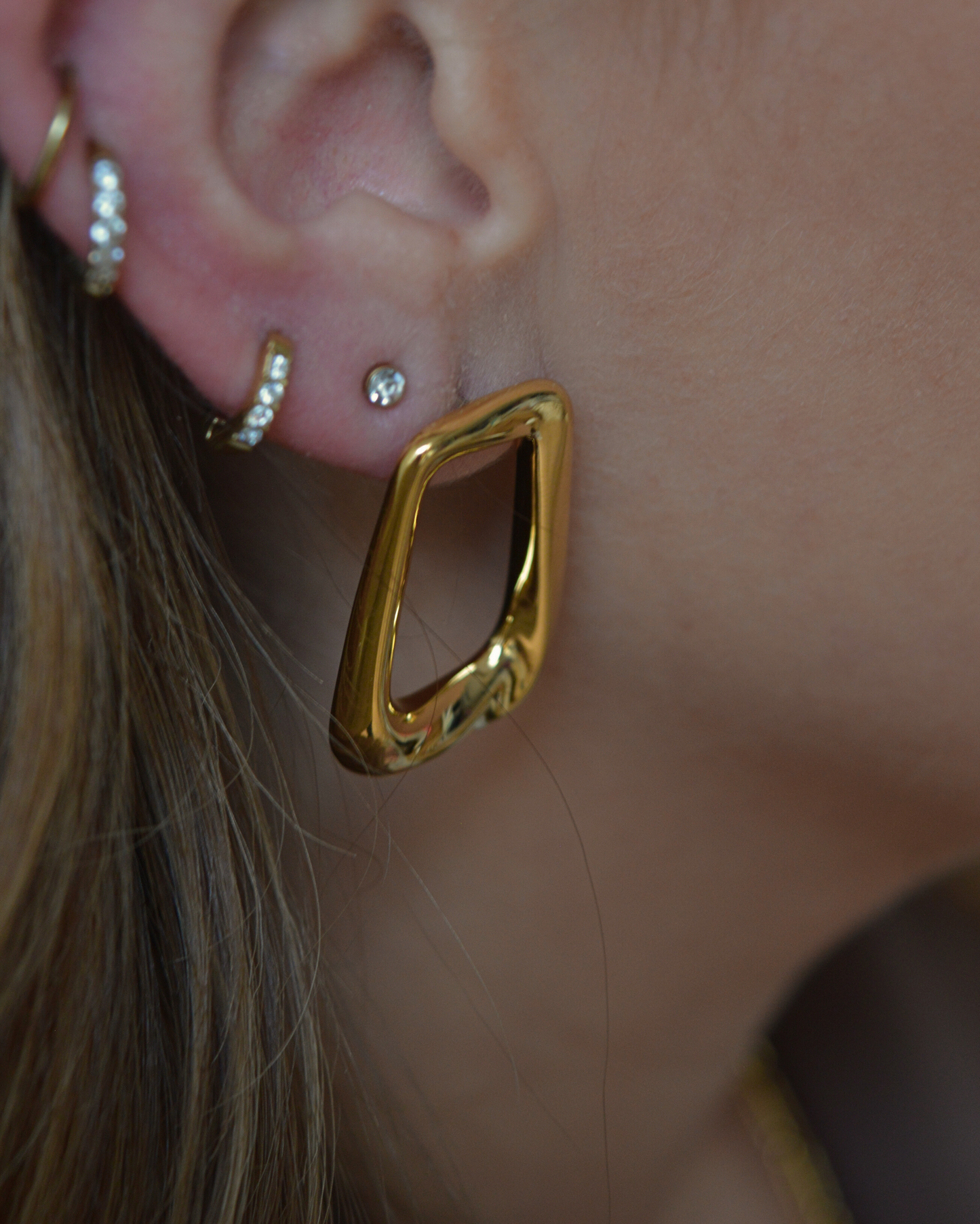 BOUCLES D'OREILLES N°32