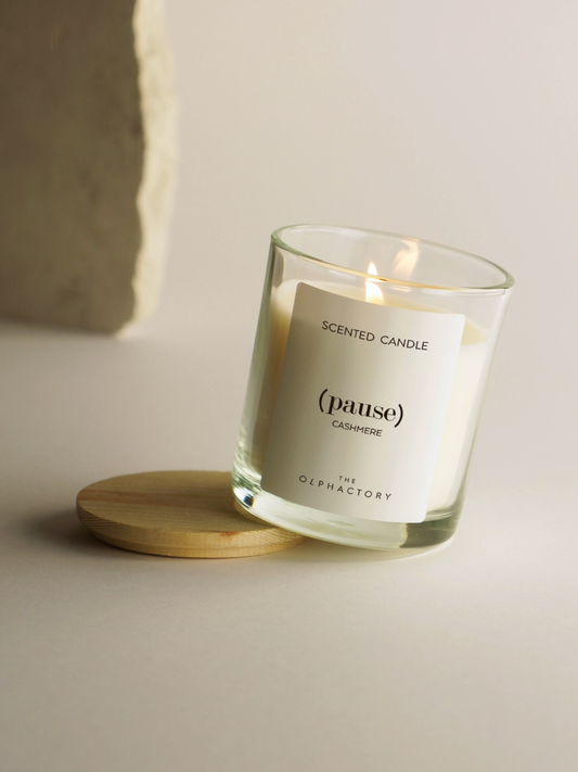 Bougie en cire végétale · CASHMERE, linge frais 200g