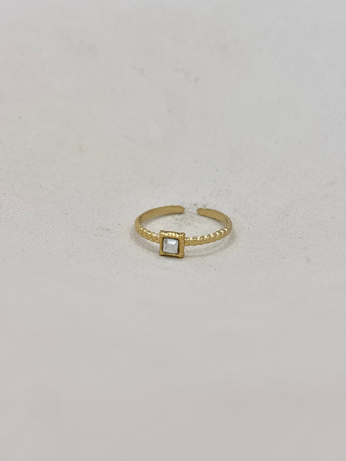 BAGUE N°64