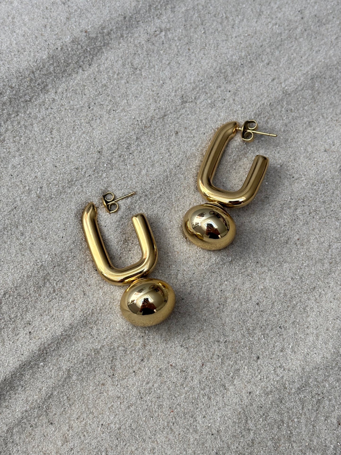BOUCLES D'OREILLES N°37