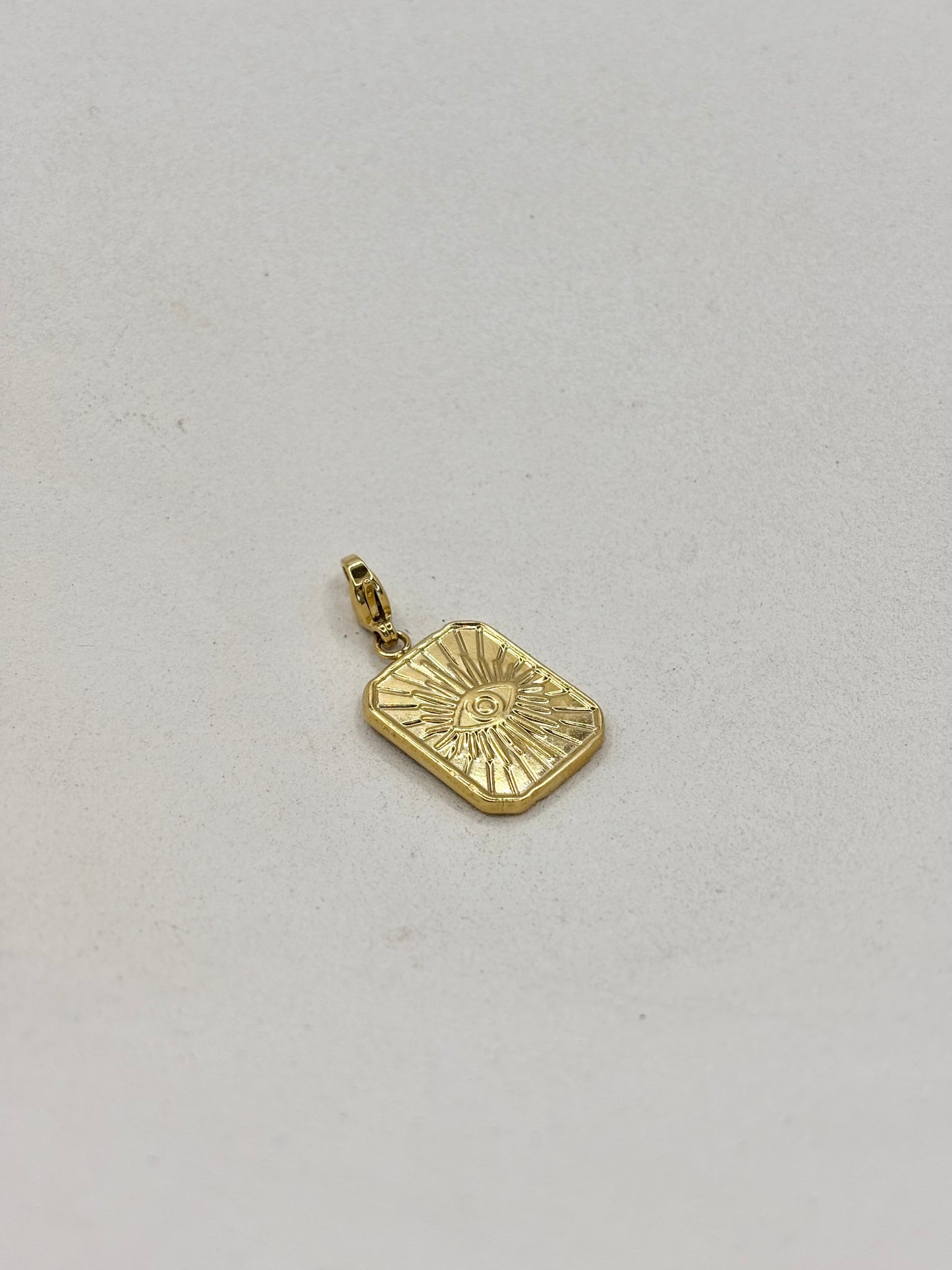 Charm · Pendentif rectangulaire avec œil