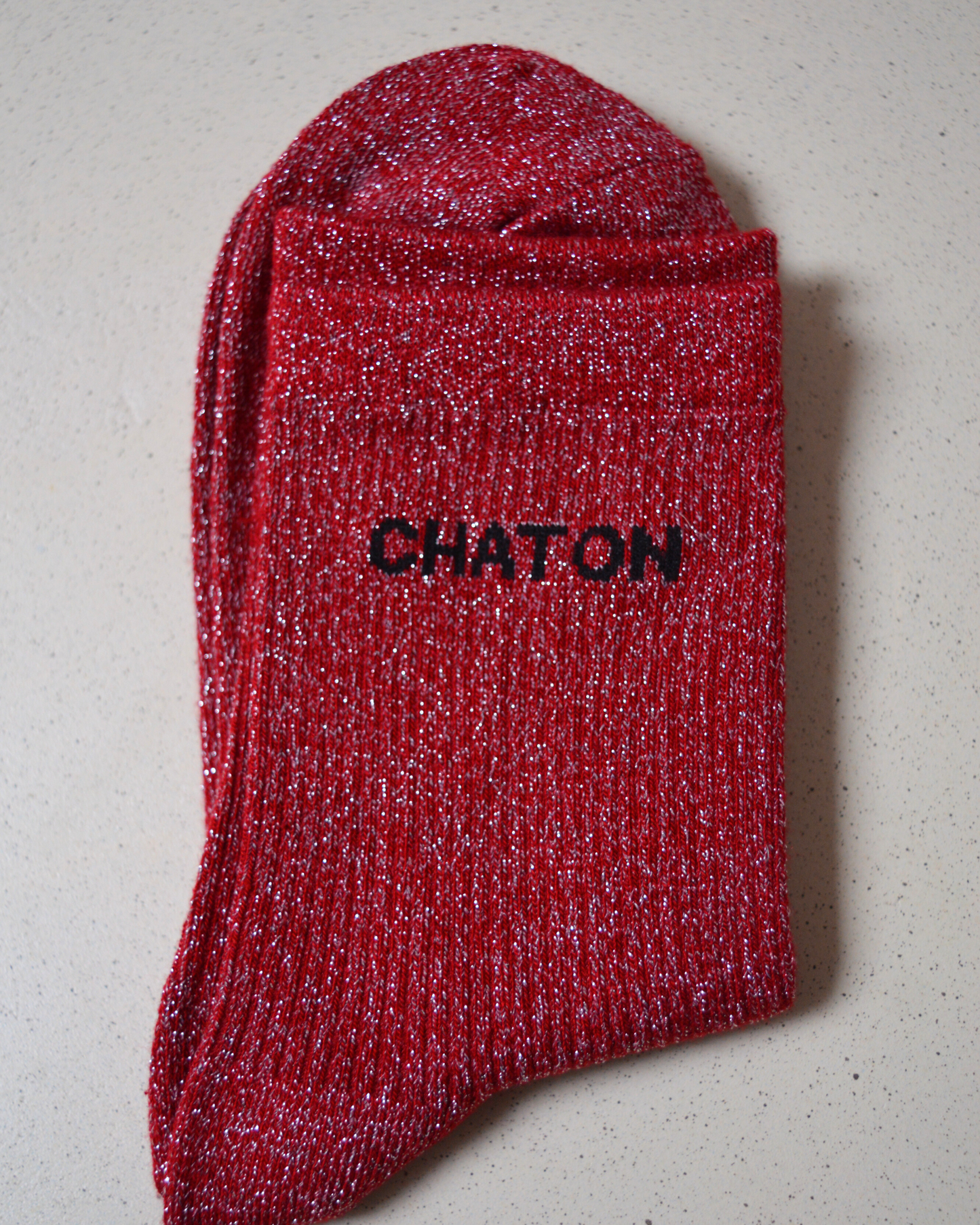 CHAUSSETTES · Chaton rouges à paillettes