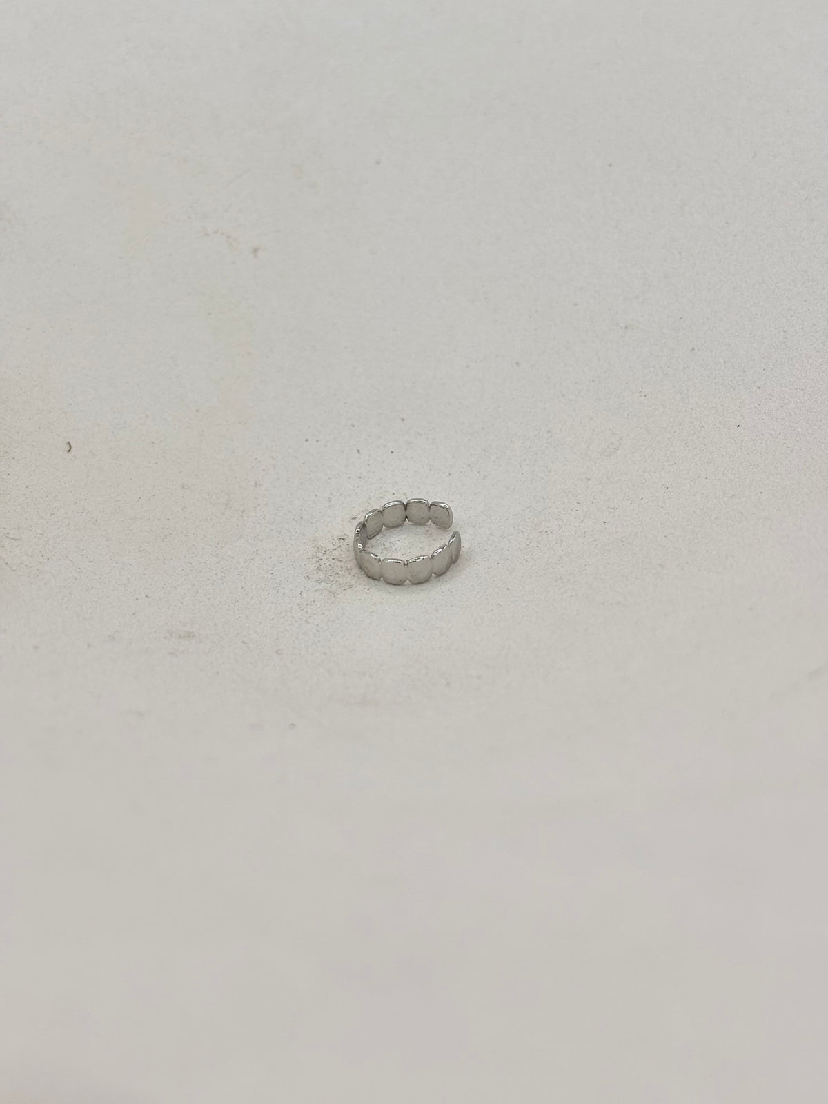 EARCUFF