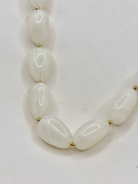 COLLIER N°140 · Écru