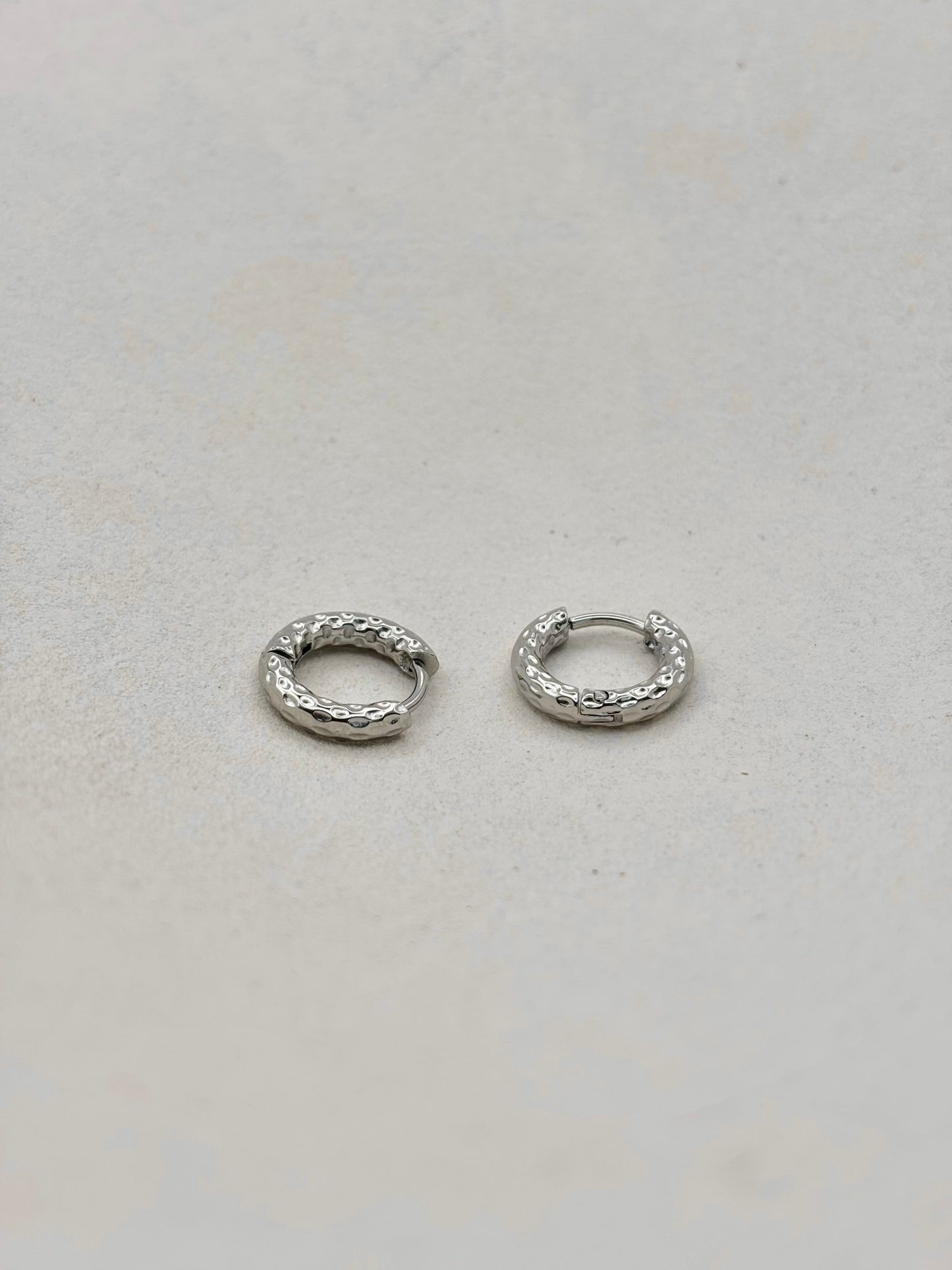 BOUCLES D'OREILLES N°84