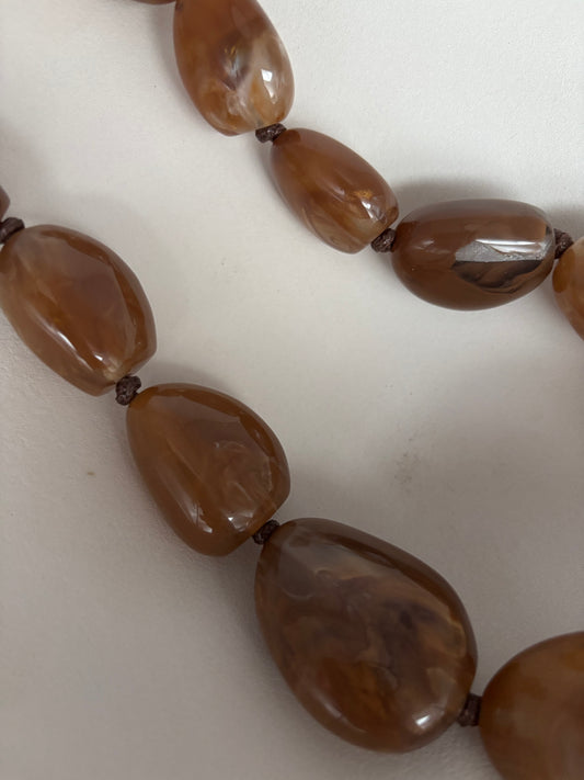 COLLIER N°107 · Chocolat