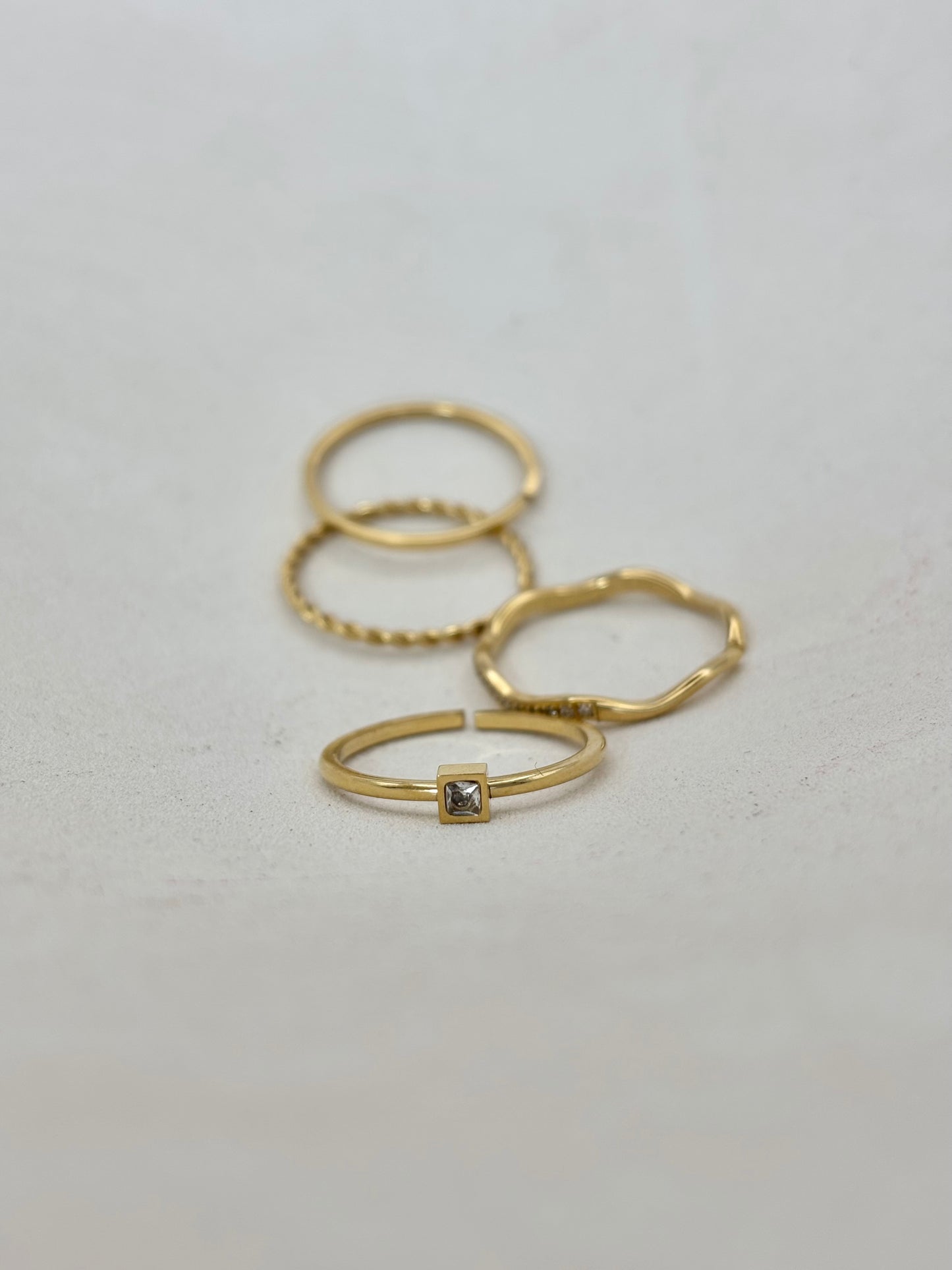 BAGUE N°9 · 4 bagues