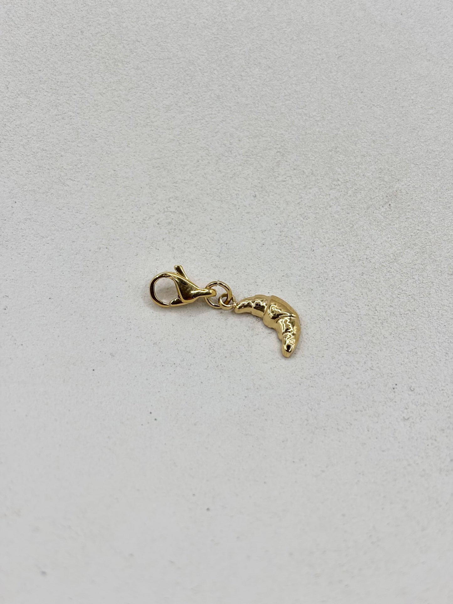 Charm · croissant