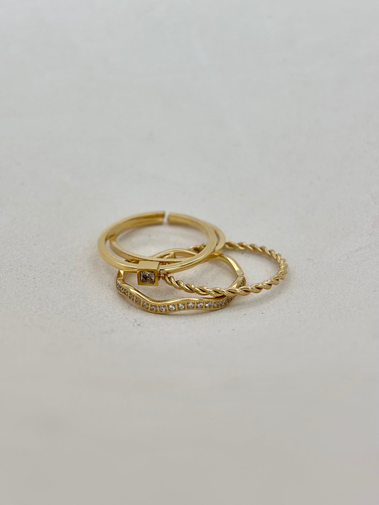 BAGUE N°9 · 4 bagues