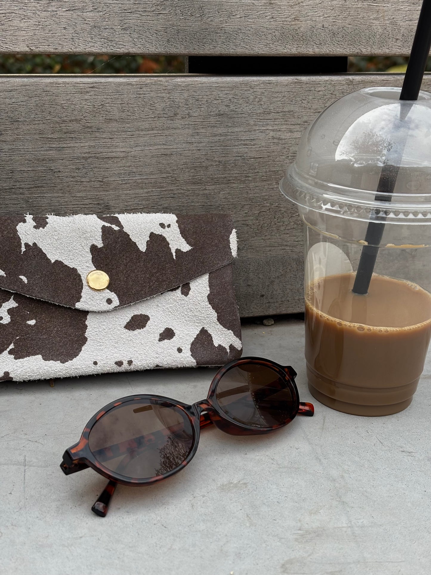 POCHETTE · Vache brun