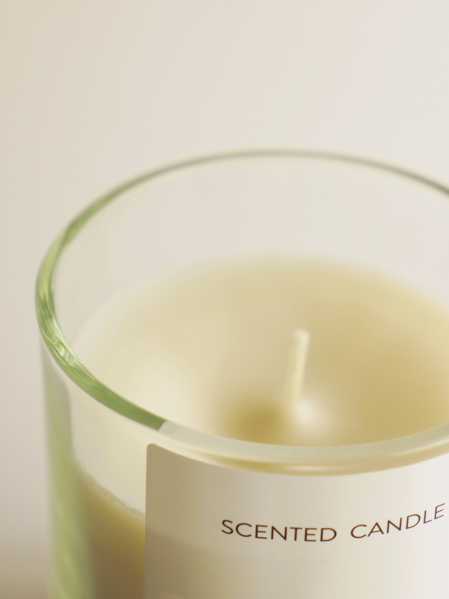 Bougie en cire végétale · CASHMERE, linge frais 200g