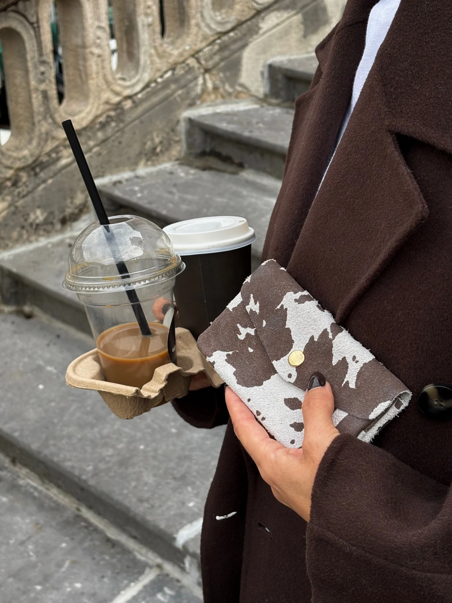 POCHETTE · Vache brun